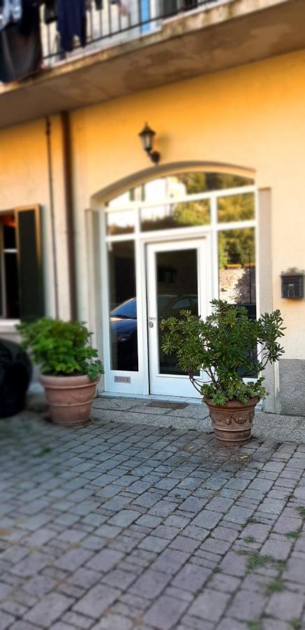 Volt76 - Como Lake Apartment Exteriör bild